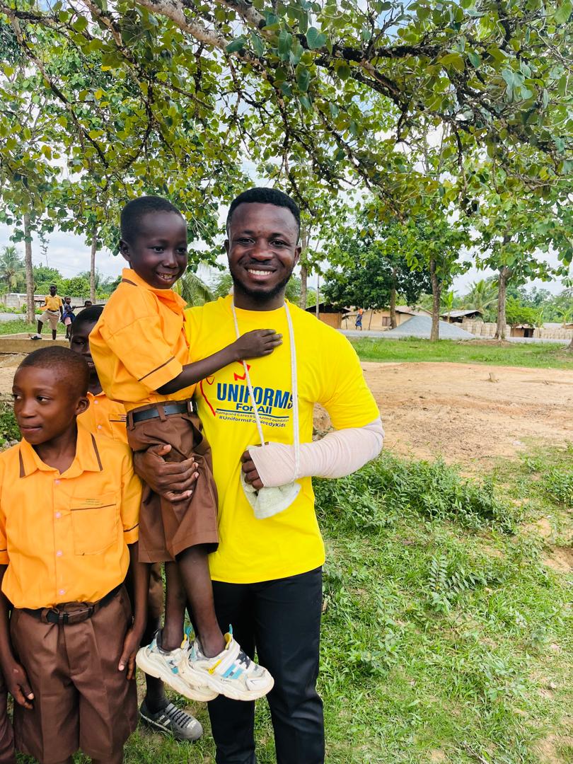 Sir Anim and Lampard Support Needy Students with School Uniforms